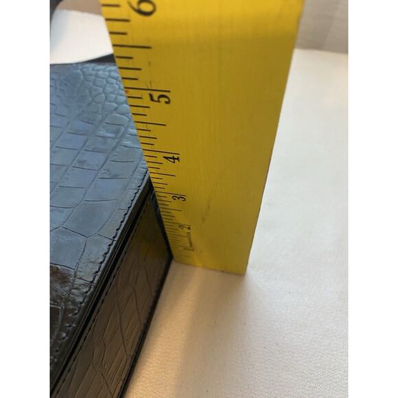 Genny Leather Shoulder Bag Black Croc Embossed Made in Italy Gold Hardware-Card - Picture 12 of 16